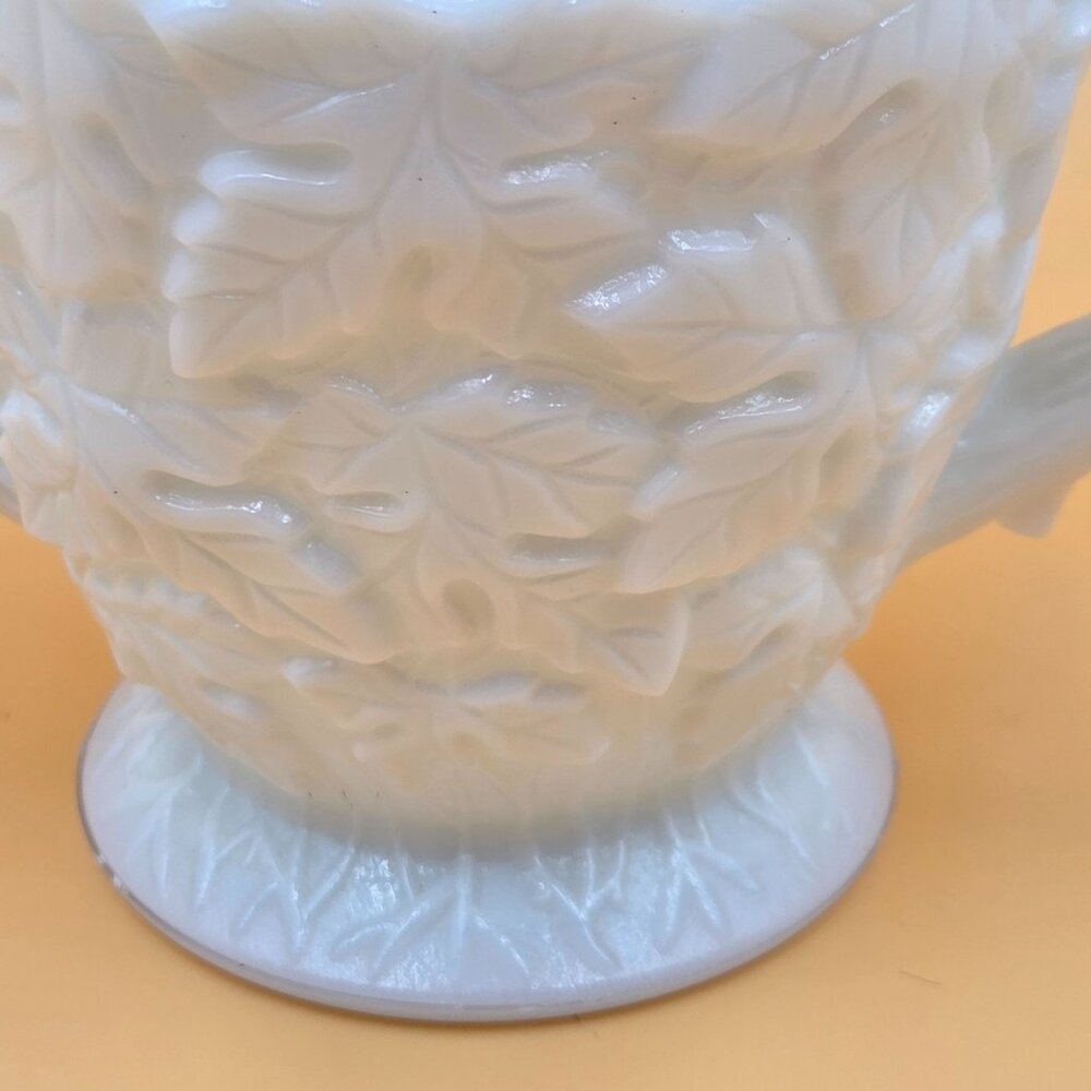 Westmoreland Bramble Milk Glass Creamer and Sugar Set Vintage - Picture 12 of 14